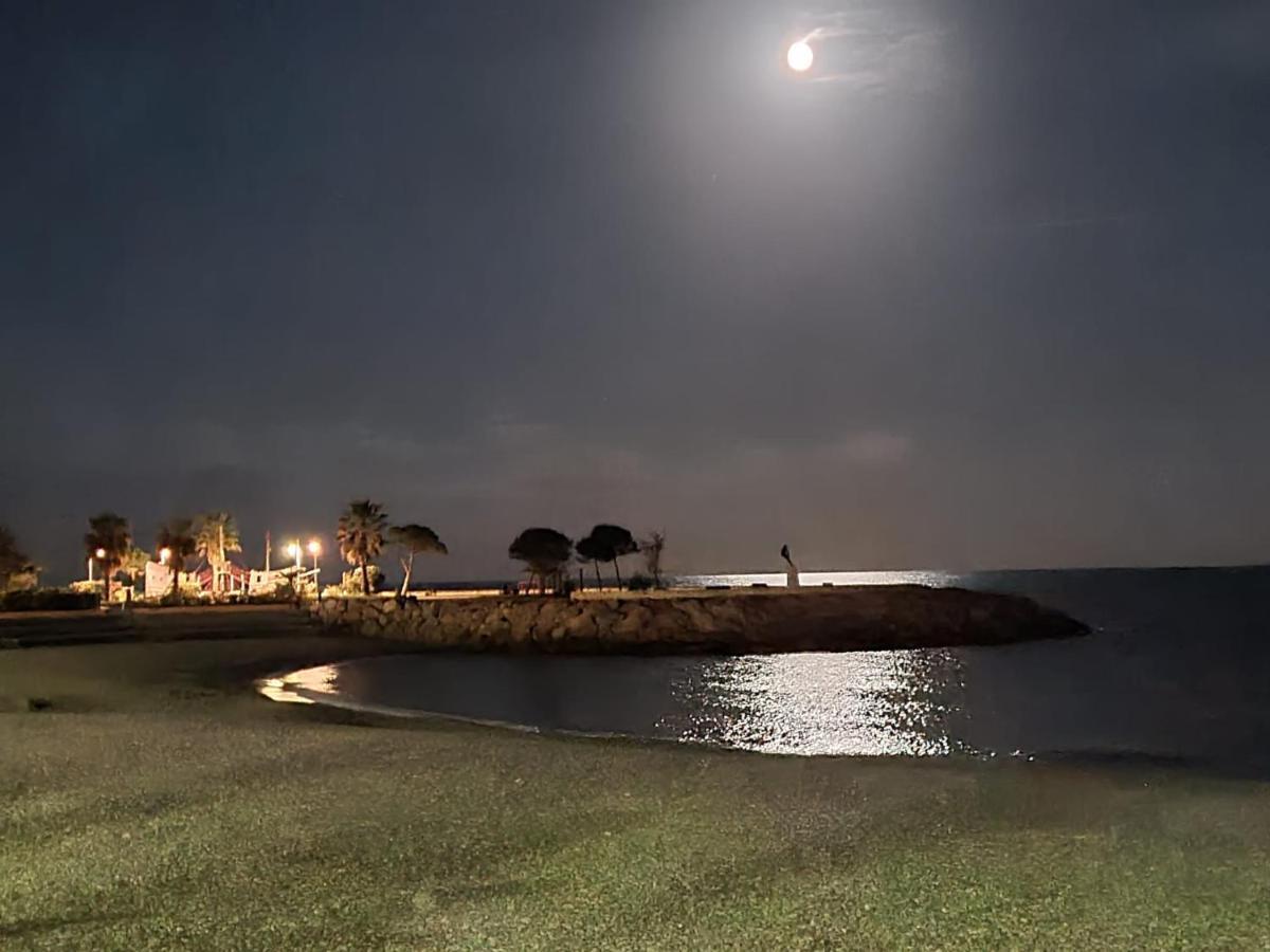 Villa Azzurra Menton Apt Luxe, Front Mer, 4Th Floor Of 5, Wifi, Tvsat, Climate Exterior foto